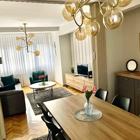 Filip Lux Center Apartament *