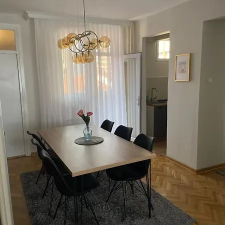 Filip Lux Center 노비파자르