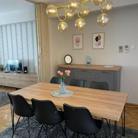 아파트 Filip Lux Center