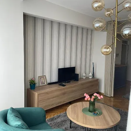 Filip Lux Center *